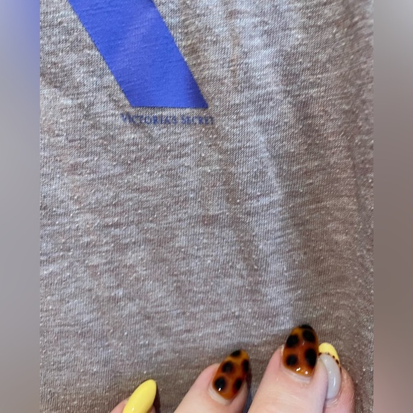 PINK vneck shirt - Picture 3 of 6